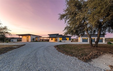Set on 55.03 acres within the Rough Creek Lodge Resort, this - photo 2