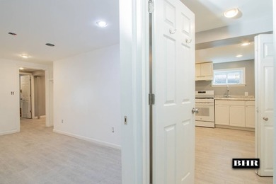 Manhattan Beach - Fully Detached Single-Family Home. Welcome to - photo 27