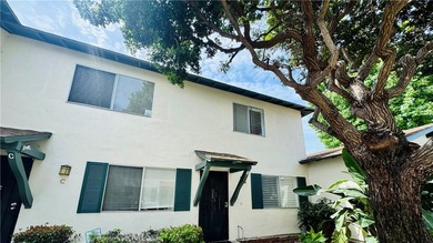 Welcome to the desirable Green Meadows West community, offering - photo 1