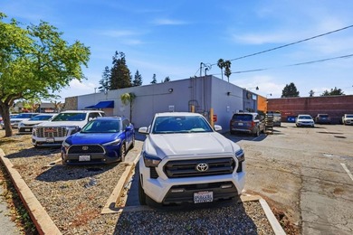 Positioned along one of Santa Cruz County's most traveled - photo 28