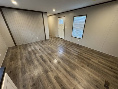 Experience peaceful living in Seneca, South Carolina! Brand-new - photo 5