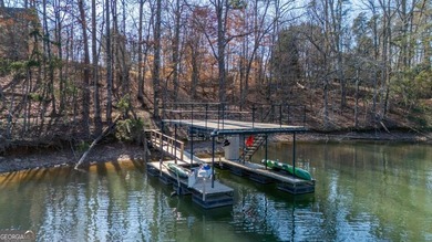 Sitting on a deep-water cove with water views, this fully - photo 36