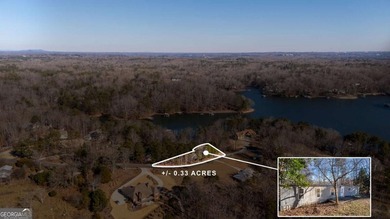Sitting on a deep-water cove with water views, this fully - photo 38