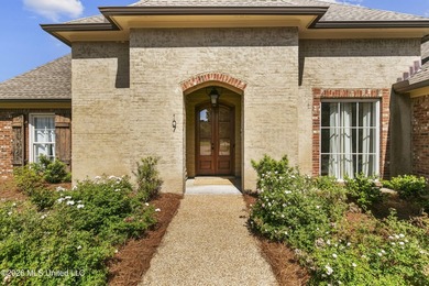 Waterfront home on a large lot in Lake Caroline, complete with a - photo 3