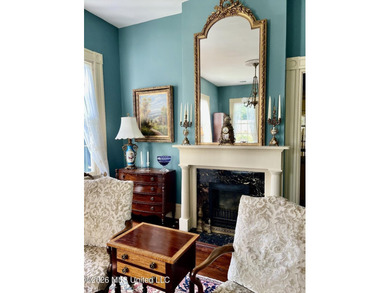 STEP INTO A PIECE OF NATCHEZ HISTORY WITH THE BREATHTAKING OAK - photo 18