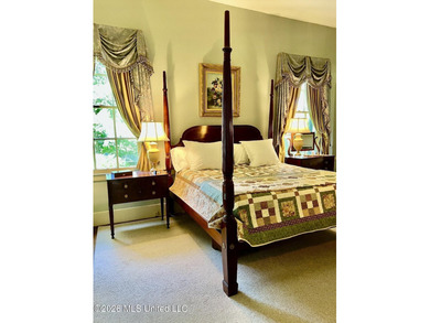 STEP INTO A PIECE OF NATCHEZ HISTORY WITH THE BREATHTAKING OAK - photo 24