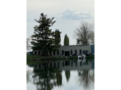 Lake Home For Sale in Carlock, Illinois