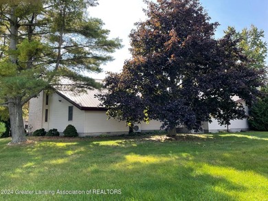 Beautifully maintained church sitting on 6 lots. Easy in and out - photo 45