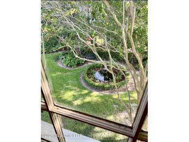 STEP INTO A PIECE OF NATCHEZ HISTORY WITH THE BREATHTAKING OAK - photo 46