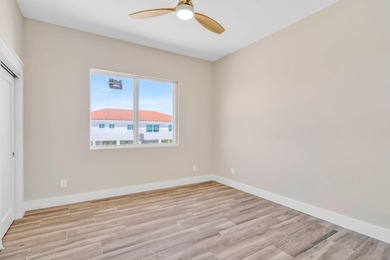 Brand-New Waterfront Home - Completed and Move-In Ready. This - photo 46
