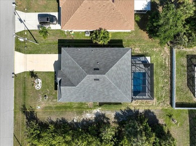 Welcome to this beautifully maintained 2021-built pool home - photo 3