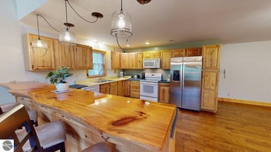 Welcome to your family's next chapter. This beloved waterfront - photo 8