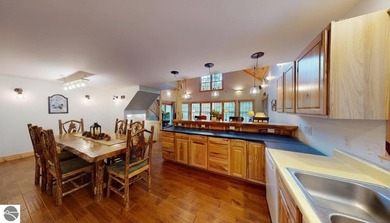 Welcome to your family's next chapter. This beloved waterfront - photo 10