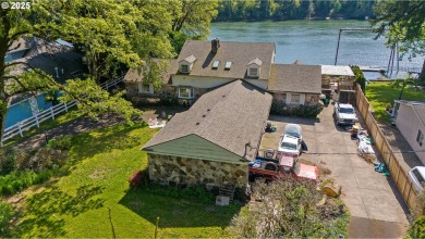 Lake Home For Sale in Milwaukie, Oregon