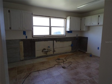 Rare opportunity to own one of Venice's coveted Gulf front - photo 12