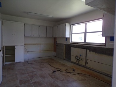 Rare opportunity to own one of Venice's coveted Gulf front - photo 22