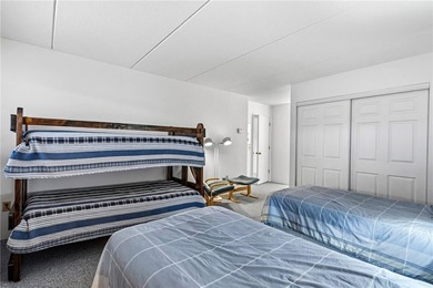 Enjoy the sunrises on the spacious balcony with million dollar - photo 27