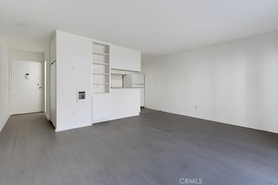 Don't miss this ground level studio condo with inside view of - photo 10