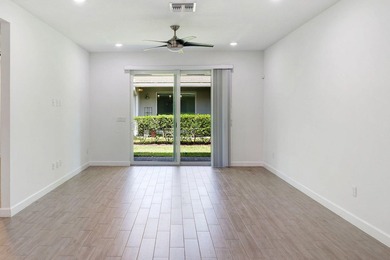 Near BRAND NEW modern 2-bedroom, 2-bathroom townhouse situated - photo 7