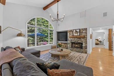 Timeless mountain lodge coupled with new mountain modern - photo 11