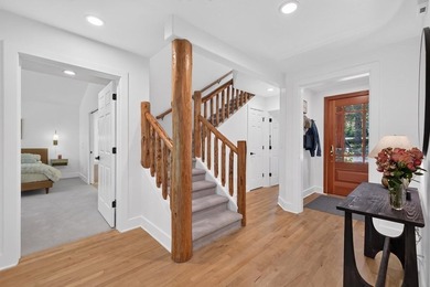 Timeless mountain lodge coupled with new mountain modern - photo 14