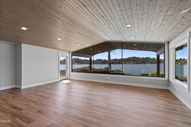 Lakefront home at the Oregon Coast, this single level this home - photo 16