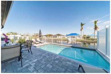 Gorgeous duplex on a Gulf Access canal! 6 bedrooms, 4 full - photo 18