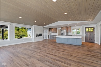 Lakefront home at the Oregon Coast, this single level this home - photo 20