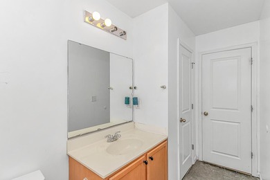 Welcome to the gated community of Rivers Edge Plantation, where - photo 24