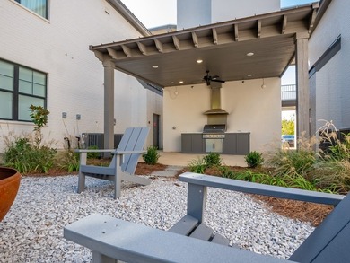 Enjoy resort-style living in this beautiful golf course - photo 29