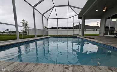 JUST REDUCED! Beautiful Constructed Pool home the Lago Model - photo 31