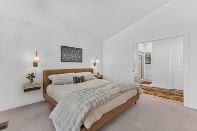 Timeless mountain lodge coupled with new mountain modern - photo 35