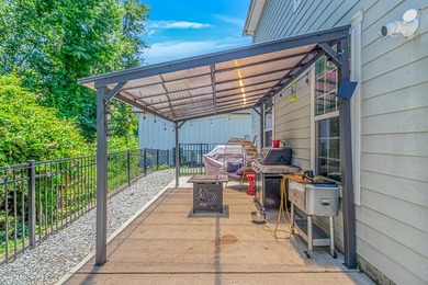 Welcome to the gated community of Rivers Edge Plantation, where - photo 36