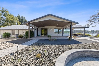 Lakefront home at the Oregon Coast, this single level this home - photo 37