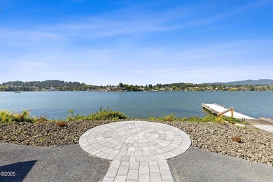 Lakefront home at the Oregon Coast, this single level this home - photo 38