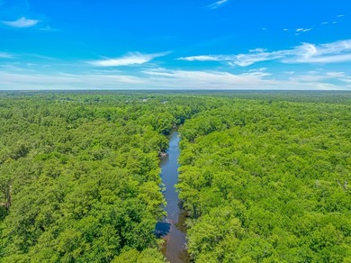 Welcome to the gated community of Rivers Edge Plantation, where - photo 43
