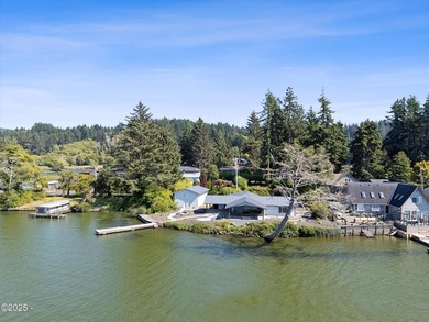 Lakefront home at the Oregon Coast, this single level this home - photo 47
