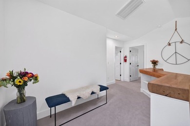 Timeless mountain lodge coupled with new mountain modern - photo 47