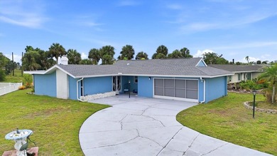 Rotonda West Lakes and Canals Home For Sale in Rotonda West Florida