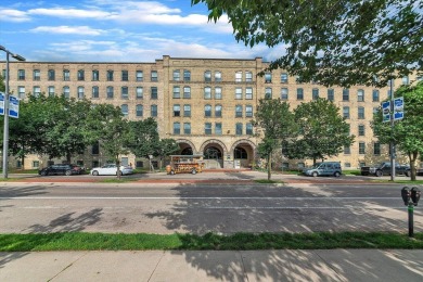 Grand River - Kent County Condo Sale Pending in Grand Rapids Michigan