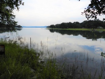 Lake Lot For Sale in Lakehills, Texas