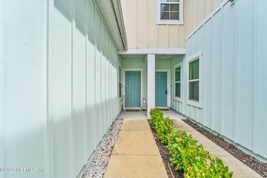 Calling all first-time buyers, roommates, downsizers, and - photo 15