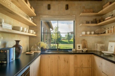 A brand-new, turnkey mountain estate by FOX ESTATES. Positioned - photo 21