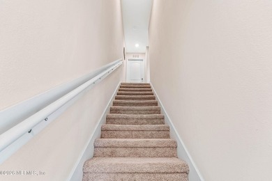 Calling all first-time buyers, roommates, downsizers, and - photo 26
