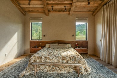 A brand-new, turnkey mountain estate by FOX ESTATES. Positioned - photo 27