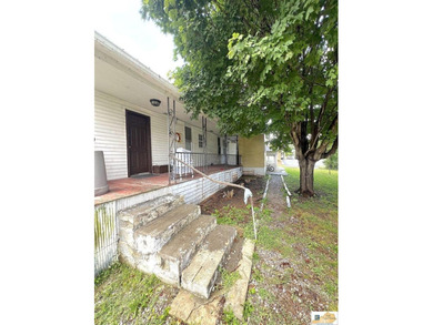 Looking for that perfect blend of peaceful country living with - photo 6