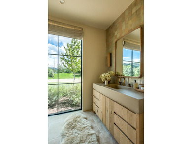 A brand-new, turnkey mountain estate by FOX ESTATES. Positioned - photo 37