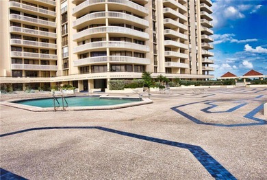 Beautifully renovated 2-bedroom, 2-bath corner residence on the - photo 41