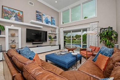 Rare Lakefront Opportunity in Glen Oaks at Colonnade! Situated - photo 4