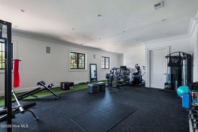 Just minutes from Pinehurst's world-renowned golf, dining, and - photo 47